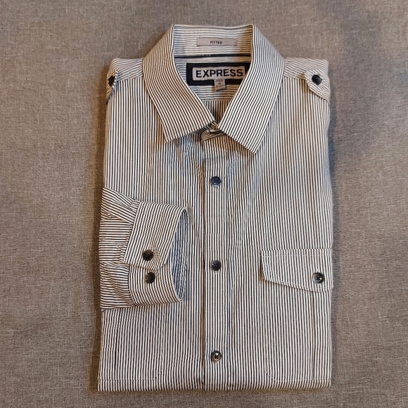 EXPRESS Fitted (Black Pinstripes on White) Dress Shirt - Picture 2 of 10
